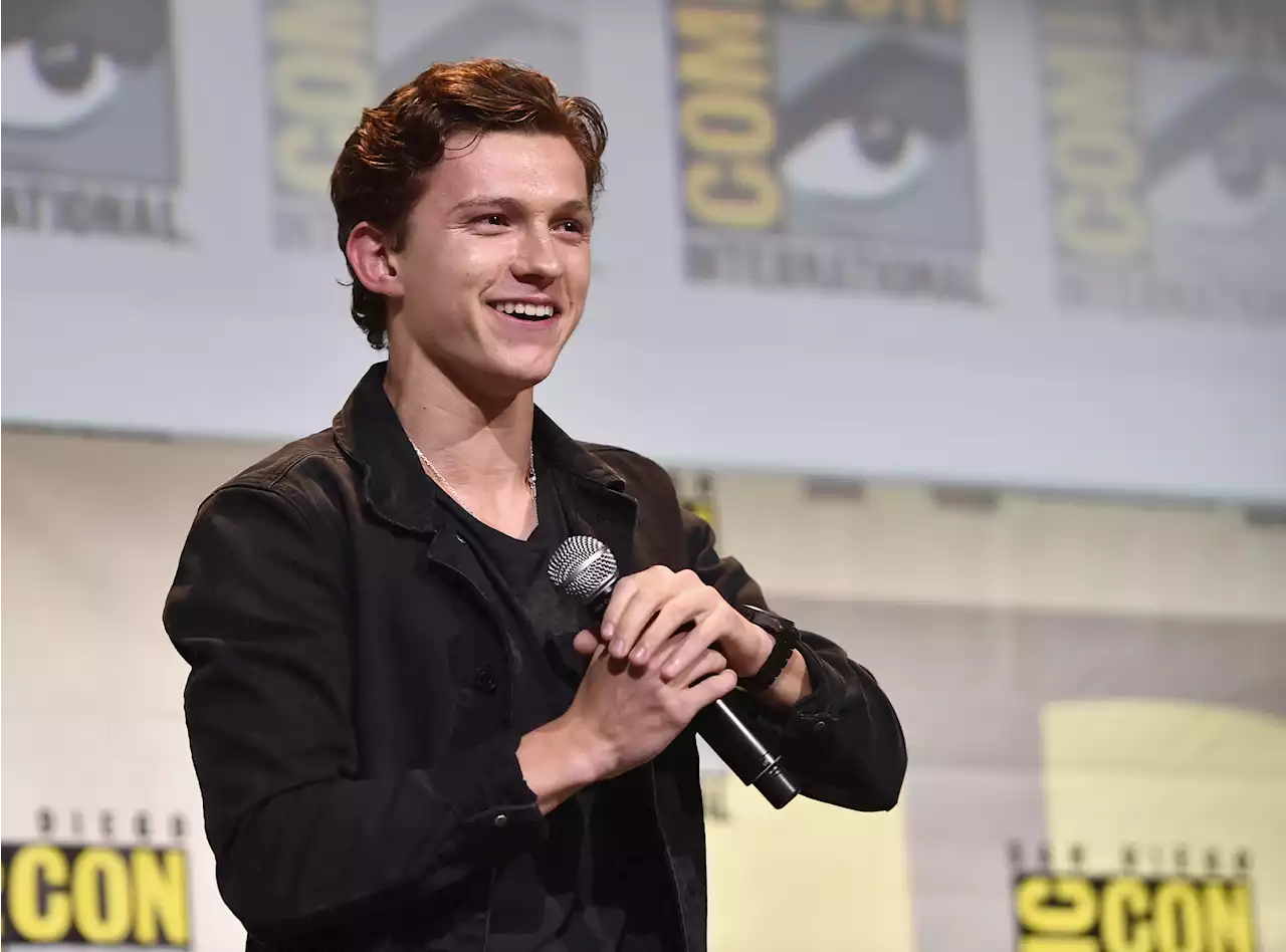 Tom Holland ‘Would Love' an ‘Amazing Spider-Man 3' With Andrew Garfield