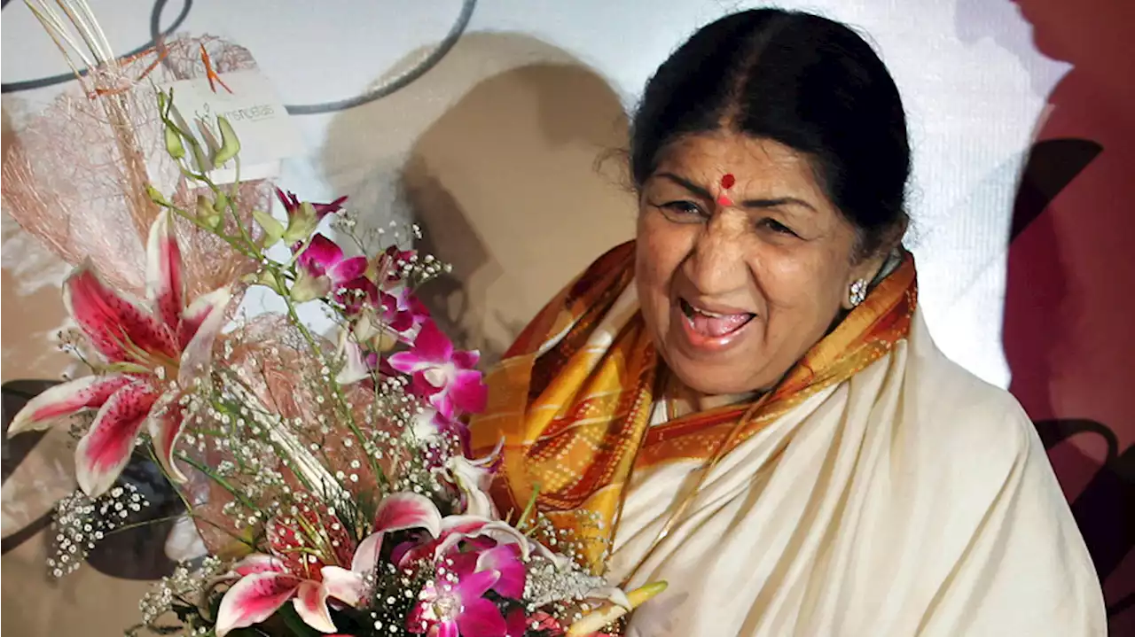 Tributes for Bollywood superstar Lata Mangeshkar, the 'Nightingale of India'