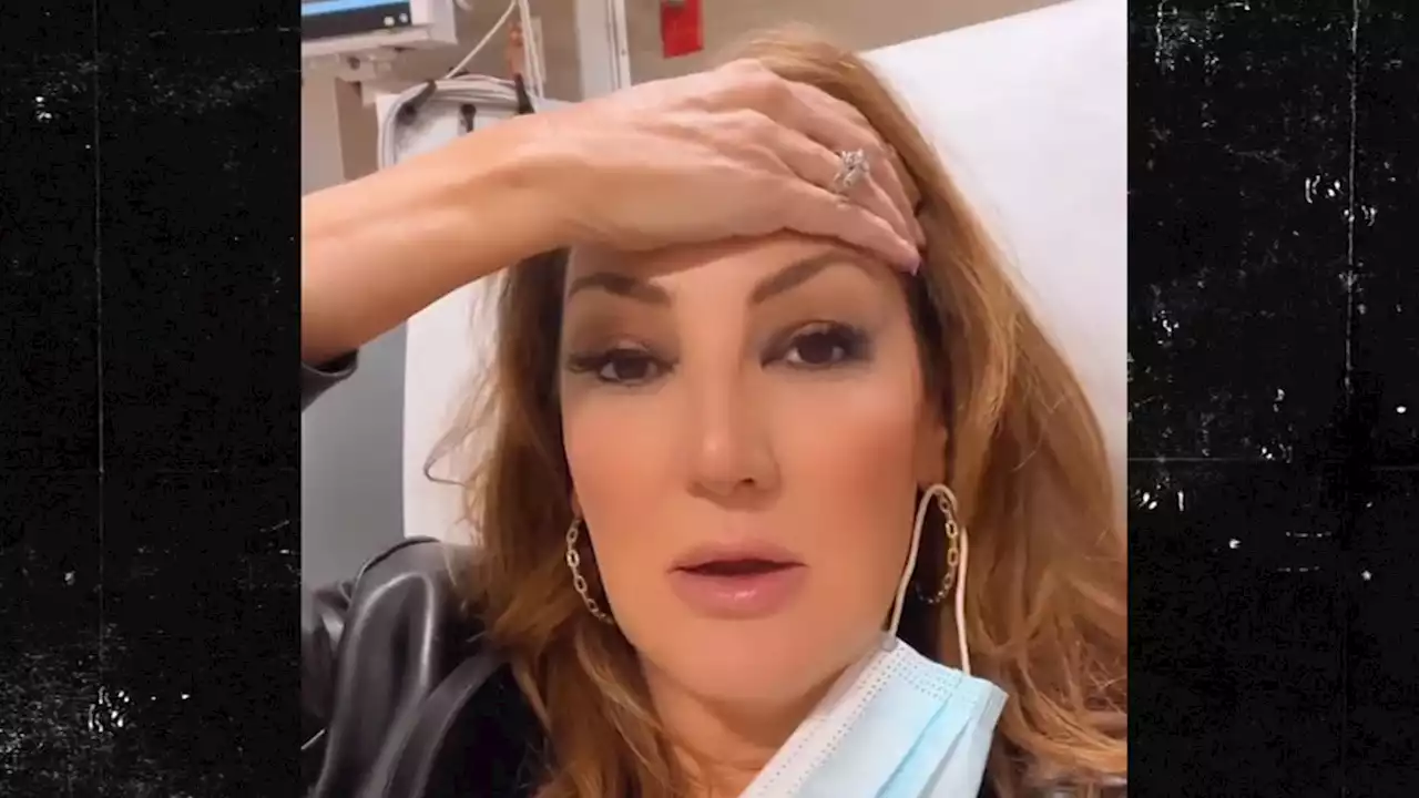 Comedian Heather McDonald Collapses On Stage and Hospitalized