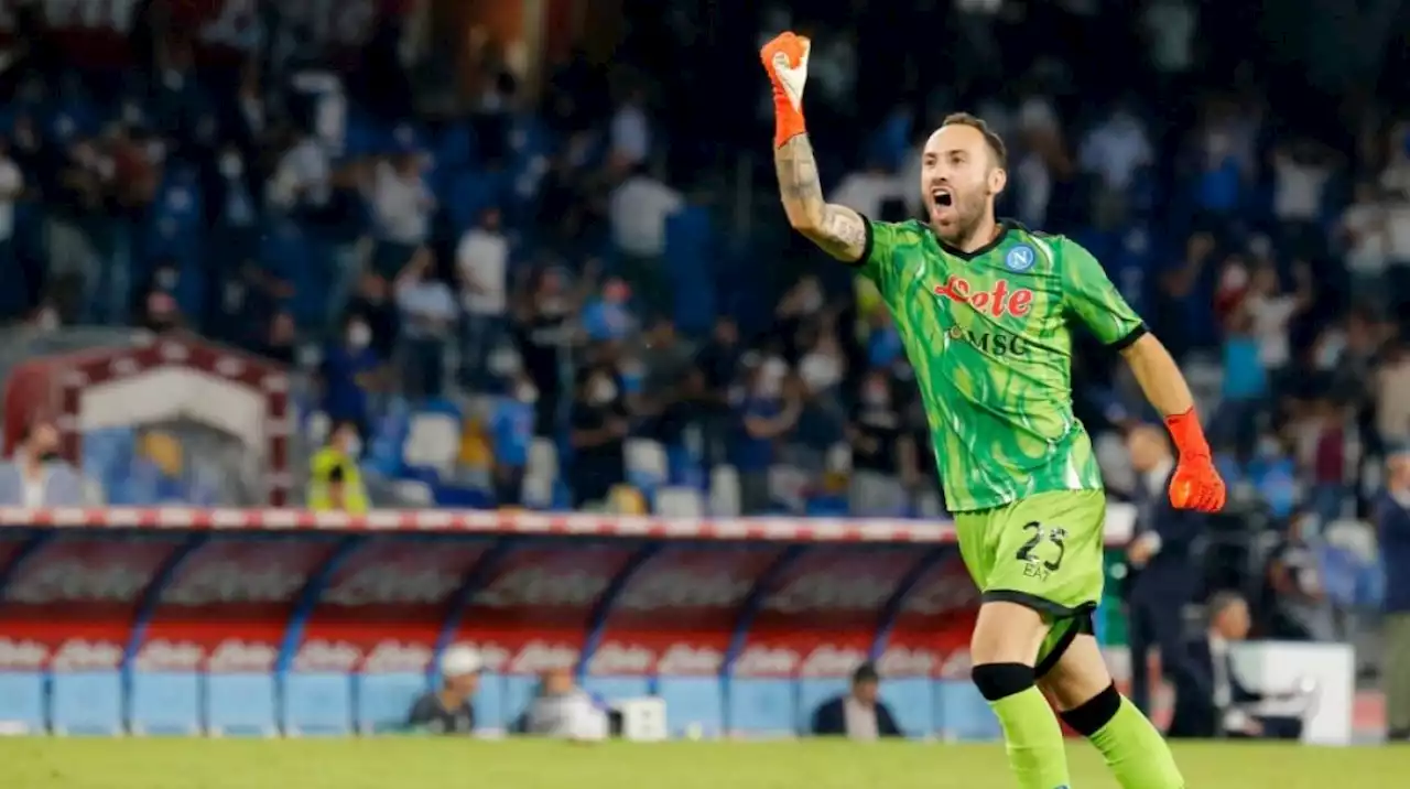 David Ospina brilló con el Nápoles, en el triunfo 2-0 ante el Venecia