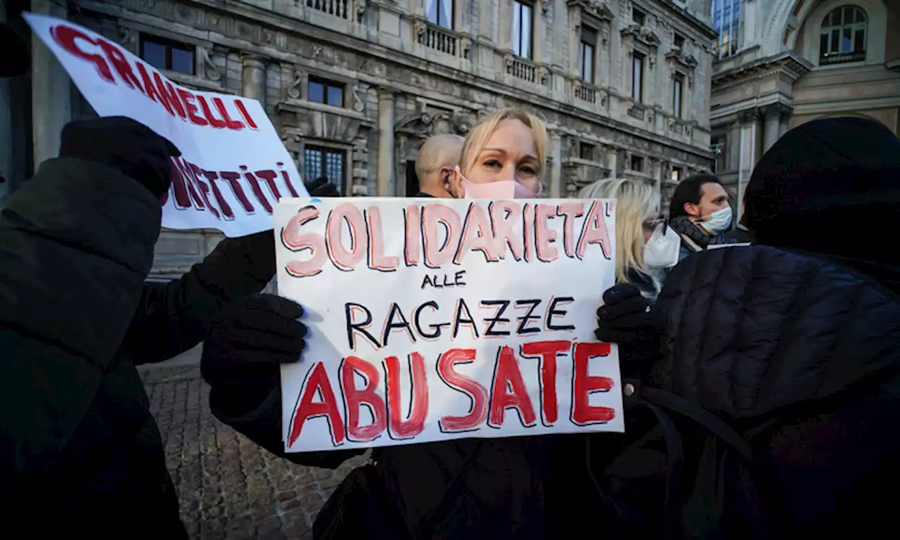 Sono stati arrestati due ragazzi sospettati per gli abusi sulle turiste a Milano a Capodanno