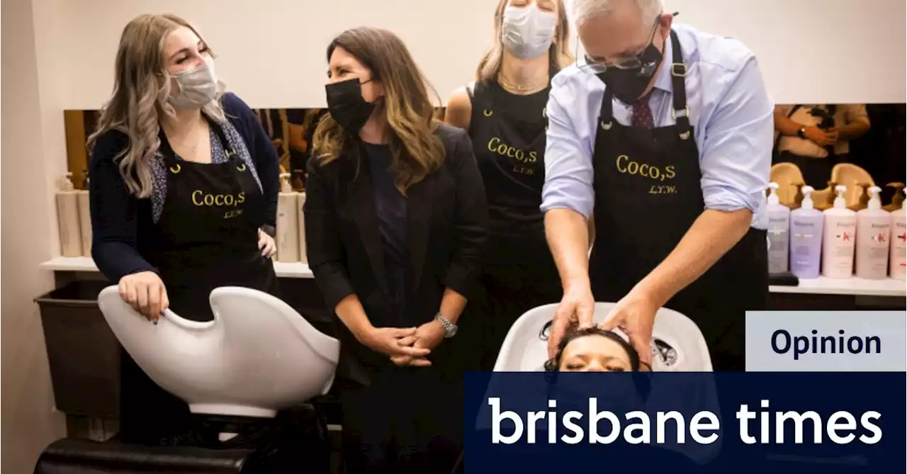 Hairdresser stunt shows a prime minister who refuses to listen