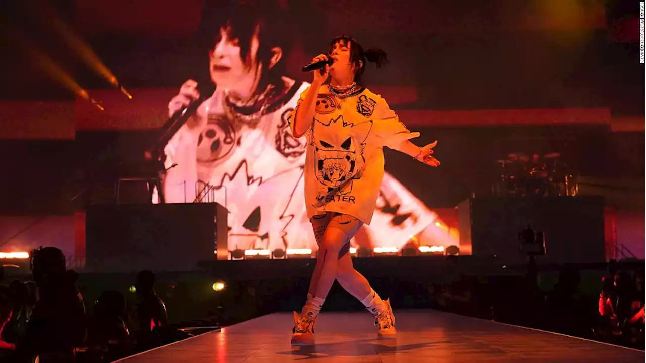 Billie Eilish stops Atlanta concert to help fan get an inhaler