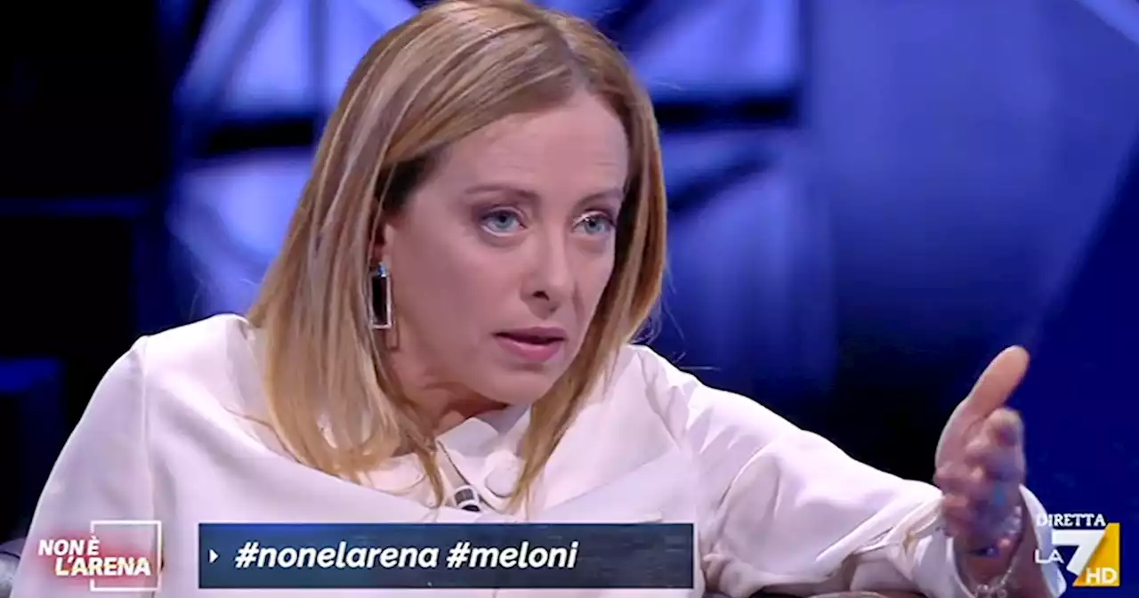 Meloni a La7: 'FdI esclusa da Mediaset? Qualcosa c'è stato. Spero sia un'incomprensione ma le fatwe non mi spaventano' - Il Fatto Quotidiano