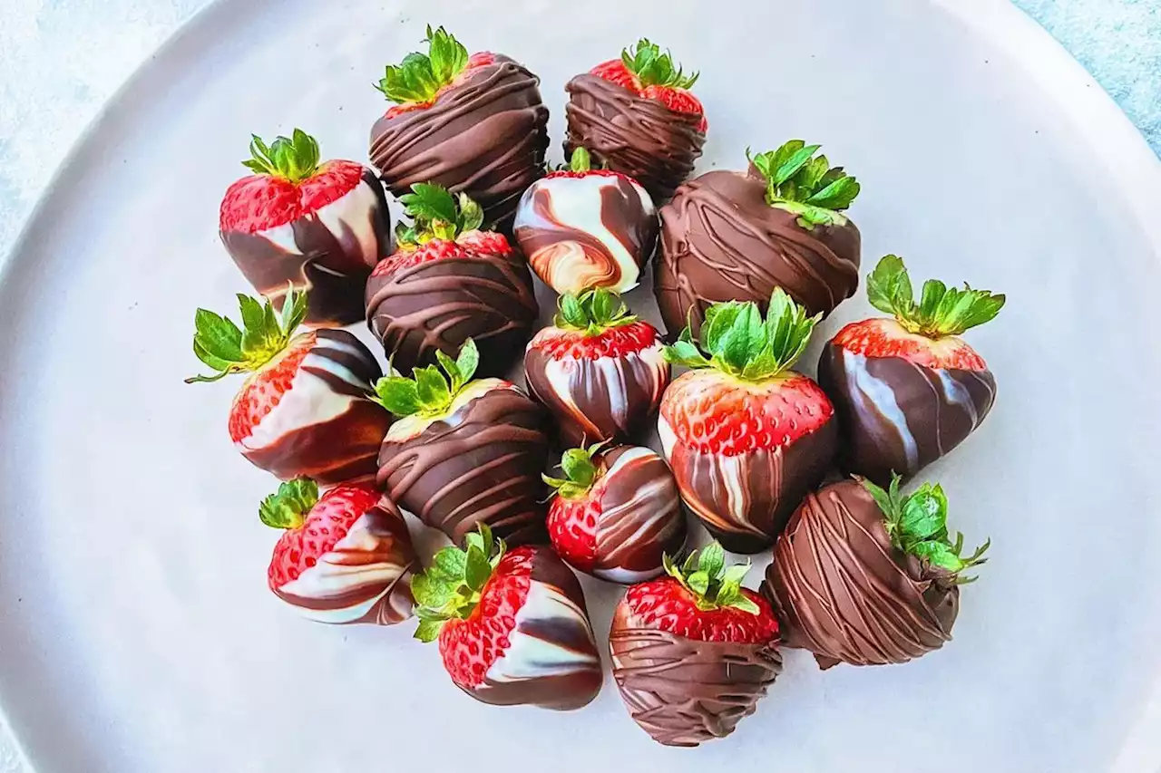 The Best Way to Store Chocolate-Covered Strawberries