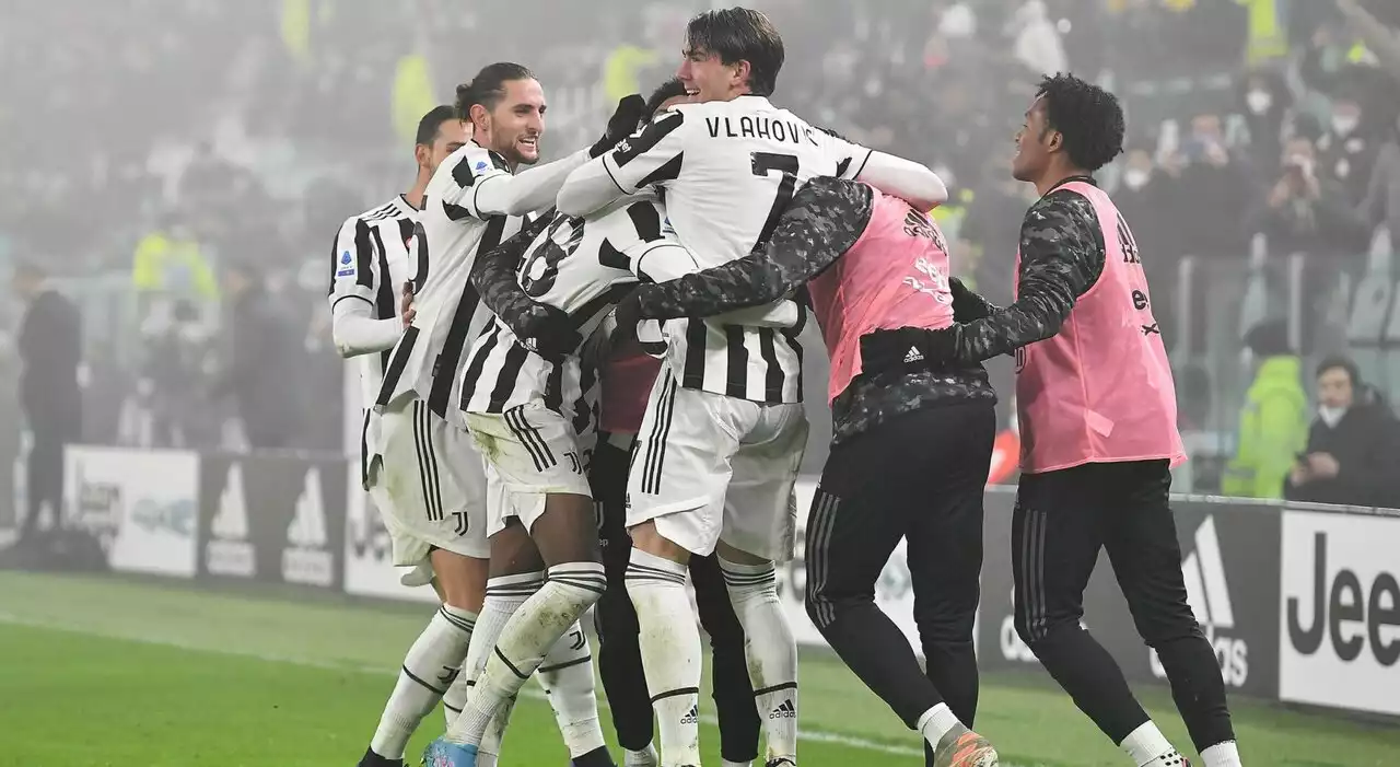 La Juve batte il Verona 2-0, con i gol di Vlahovic e di Zakaria