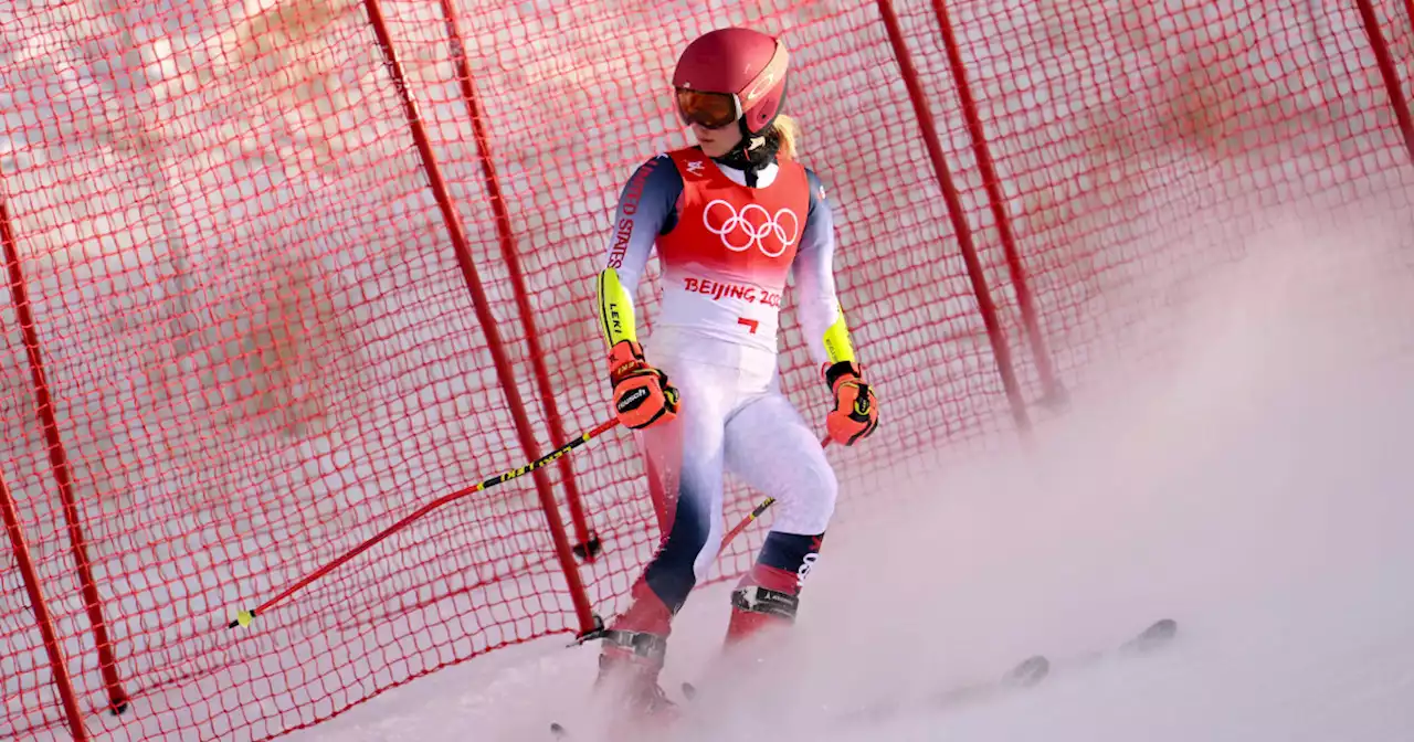 Defending champion Mikaela Shiffrin crashes out on first run of giant slalom