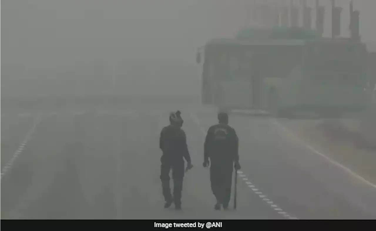 Weather Updates : यूपी में कड़ाके की ठंड और दिल्‍ली में बारिश का अनुमान, कई राज्‍यों में कोहरा भी कर सकता है परेशान