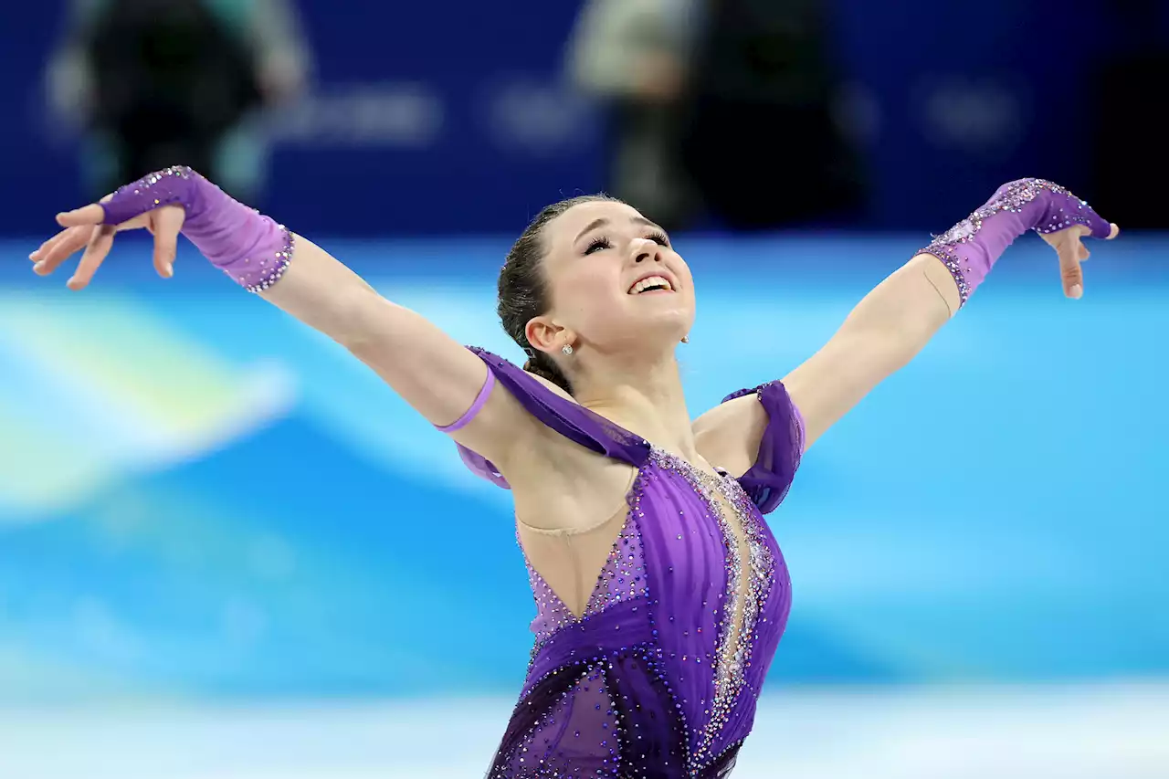 15-year-old figure skater Kamila Valieva wows rivals and teammates in Olympic debut