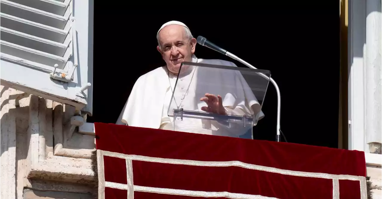 Dumping plastic in waterways is 'criminal', pope says in TV interview