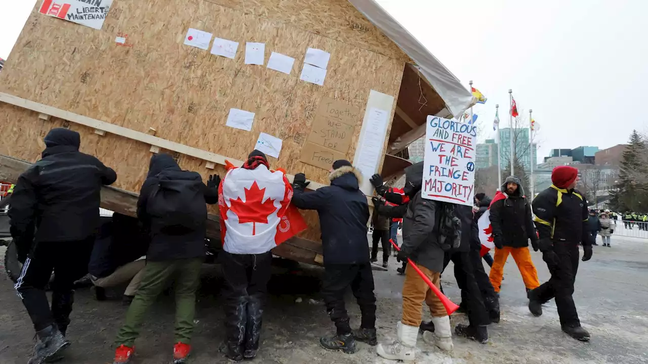 Canada truckers: Ottawa mayor declares state of emergency to deal with trucking blockade