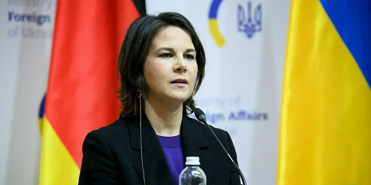 Außenministerin Baerbock in Kiew: „An der Seite der Ukraine“