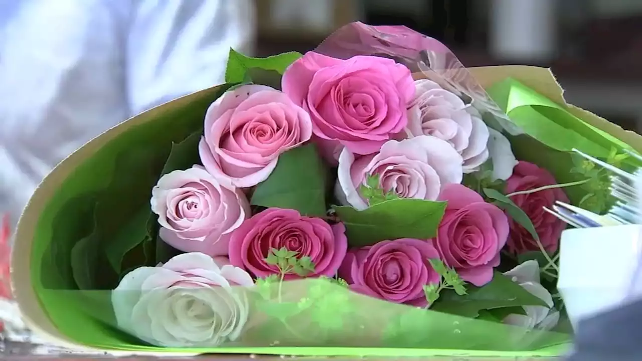 For Valentine's Day flowers, order early, be prepared to pay more