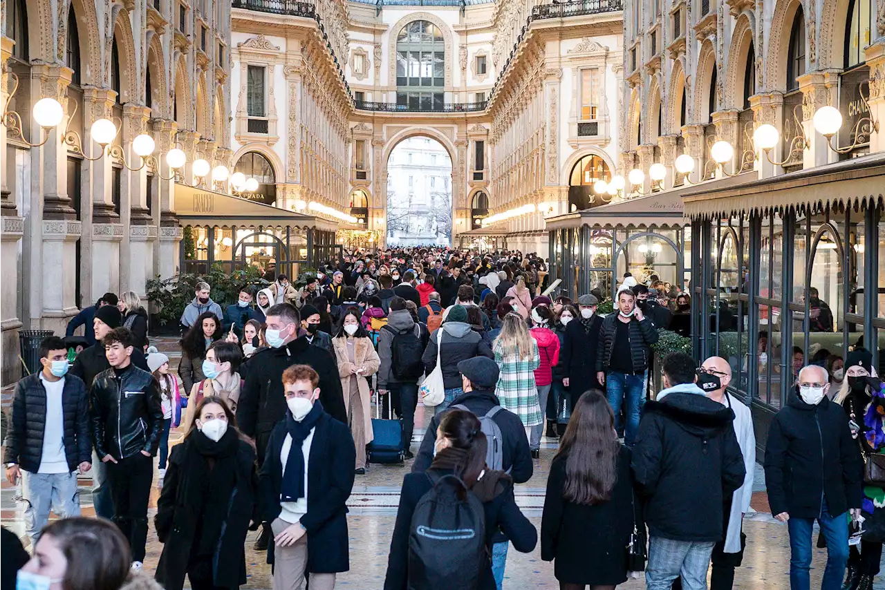 Covid oggi Italia, 'stop mascherine all'aperto da venerdì 11 febbraio'