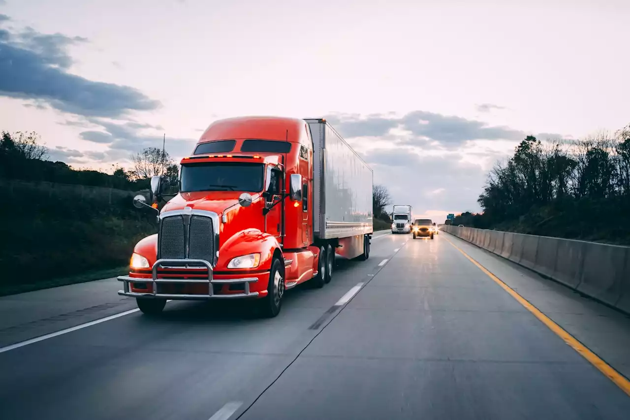 New Commercial Drivers License Training Requirements Now In Effect