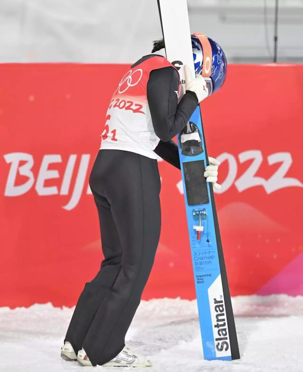 悲痛な高梨の謝罪に激励殺到 カーリング吉田知那美やライバル・ルンビも ２時間で１万件超え/デイリースポーツ online