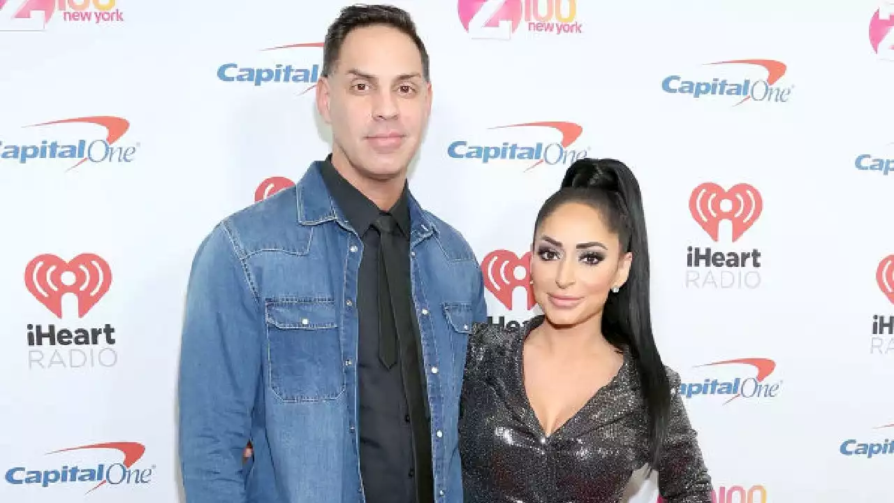 'Jersey Shore's Angelina Pivarnick and Chris Larangeira Divorcing