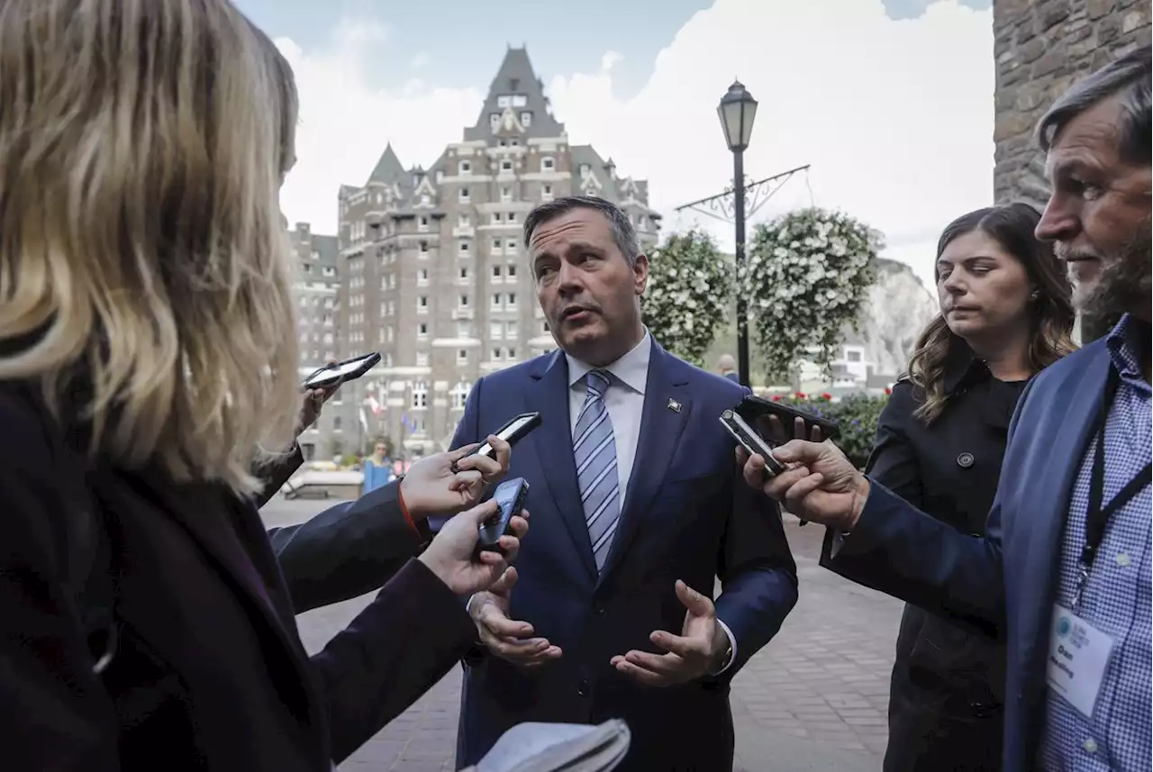 Alberta premier to announce timeline to reduce COVID-19 health restrictions