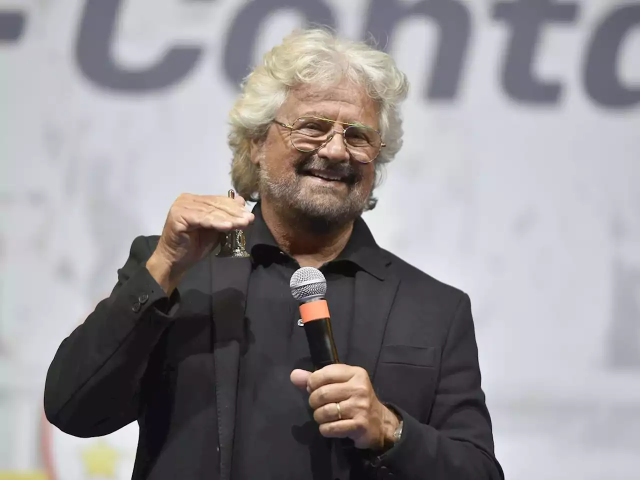 'Ti ho sempre detto...'. L'sms profetico di Grillo sui 5S