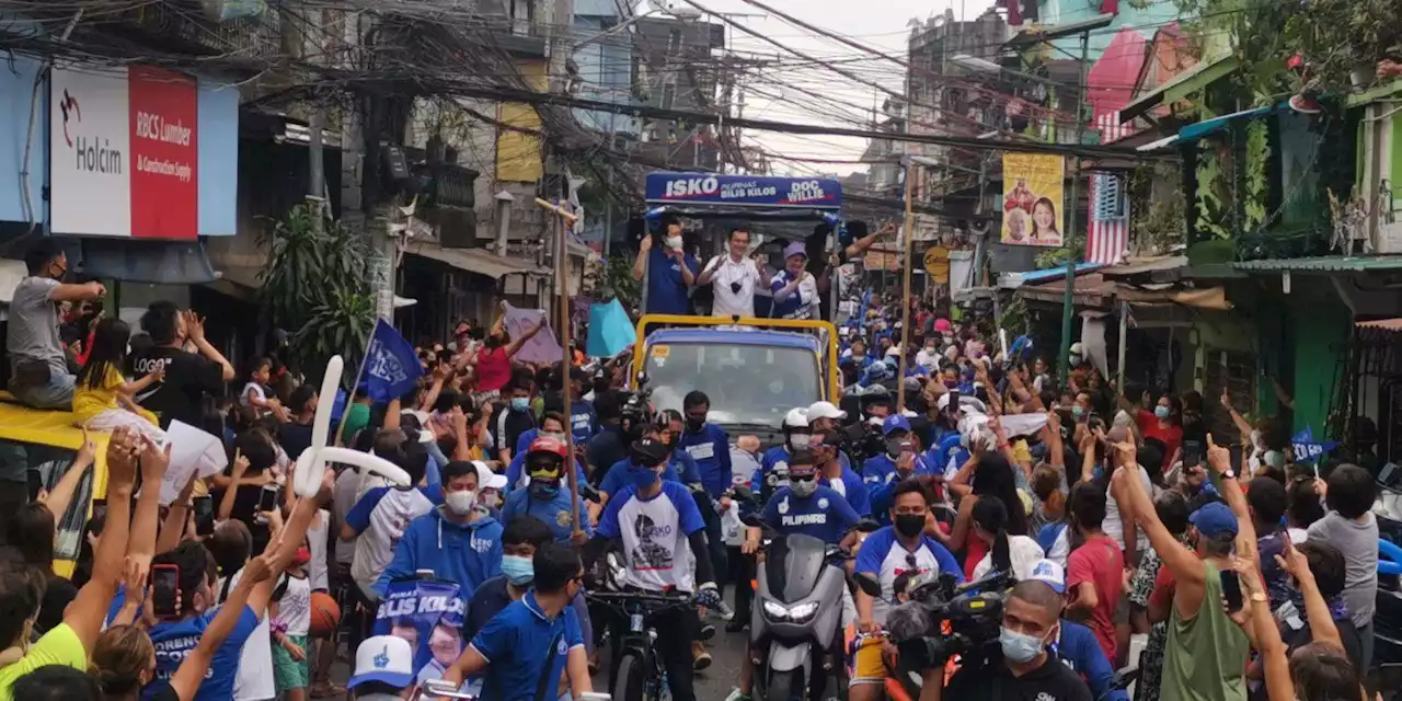 Mayor Isko thanks thousands of supporters on first day of campaign