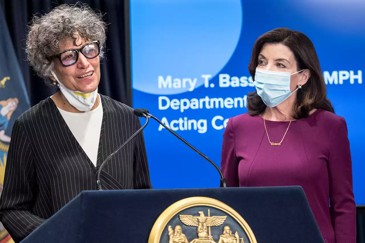 ‘Complete disregard’: Hochul health boss hit on lack of Cuomo nursing home probe