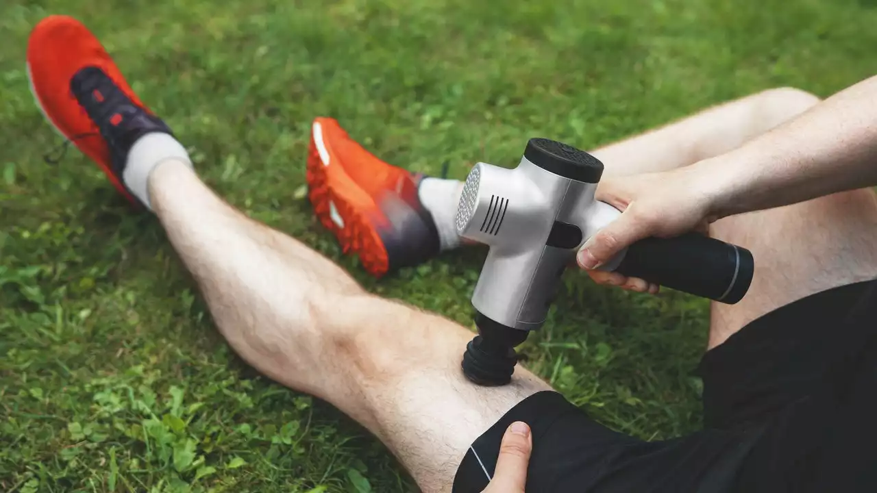 マッサージには、なぜ筋肉の治癒効果がある？ そのメカニズムが明らかに