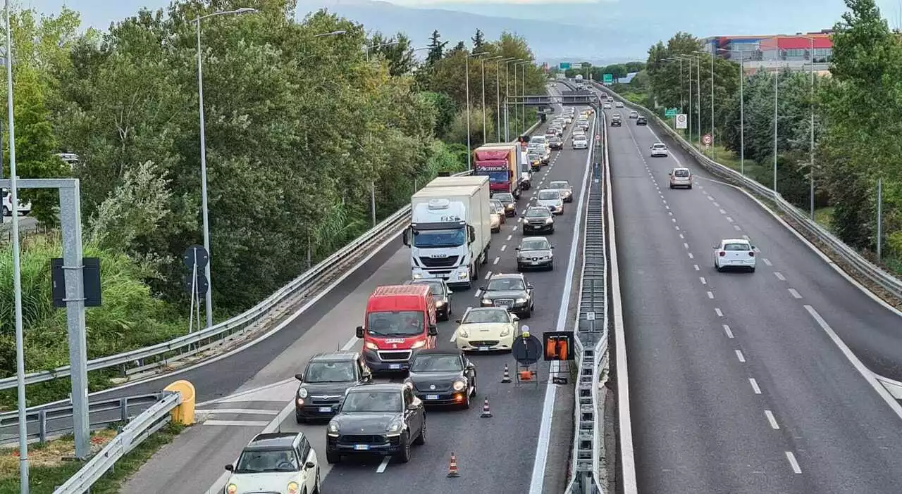 Covid, il traffico è minore di prima della pandemia: il report (e le città più congestionate)