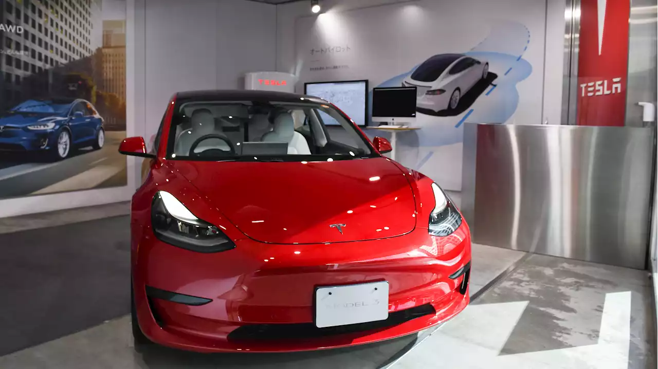 Tesla Recall: Heat Pump Won't Defrost Windshield Fast Enough