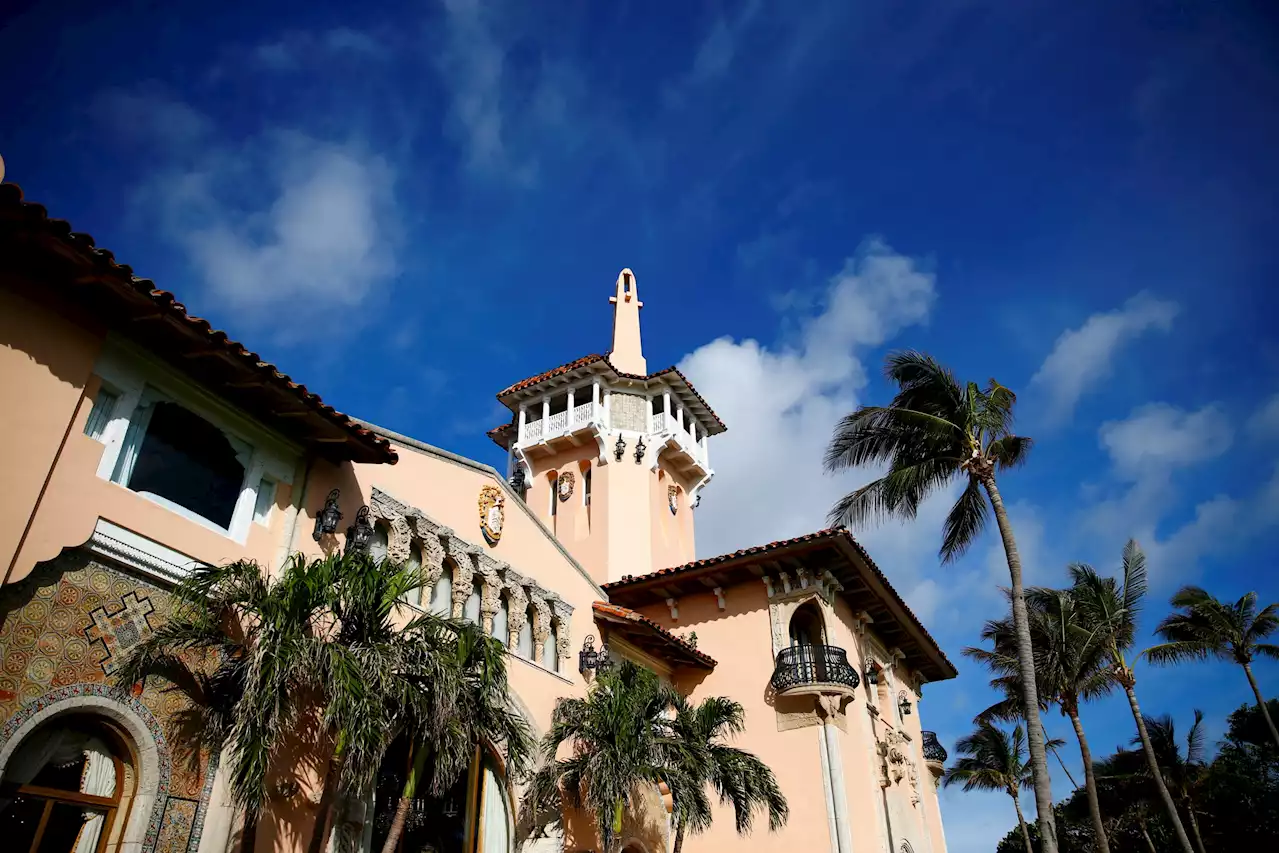 National Archives denies raiding Mar-a-Lago for Trump documents