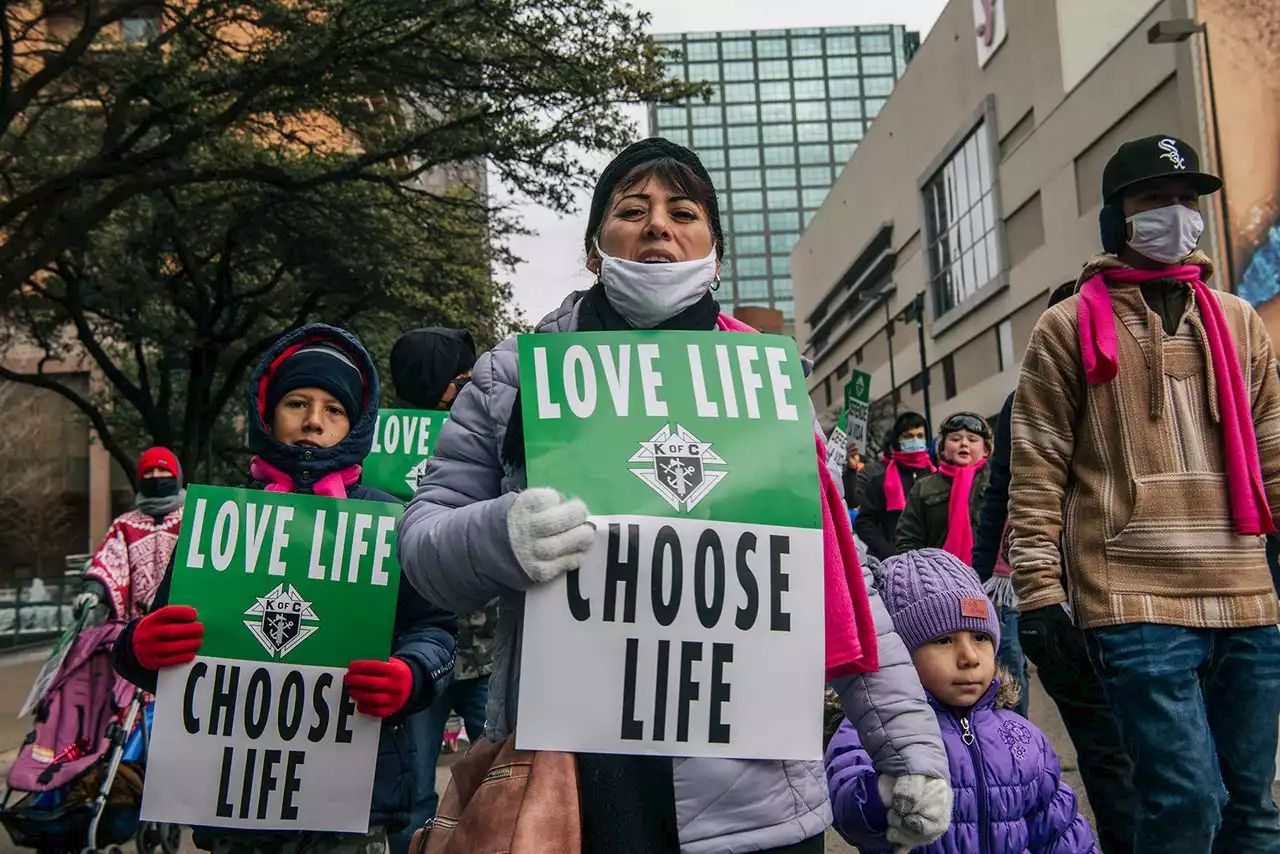 Abortions in Texas dropped nearly 60% in first month after new restrictions