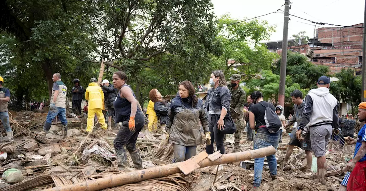 Colombia landslide kills at least 14 and injures 35