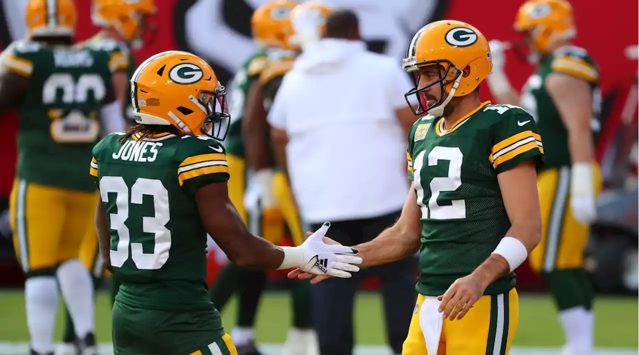 Aaron Jones Believes Rodgers Will Be Back With Packers