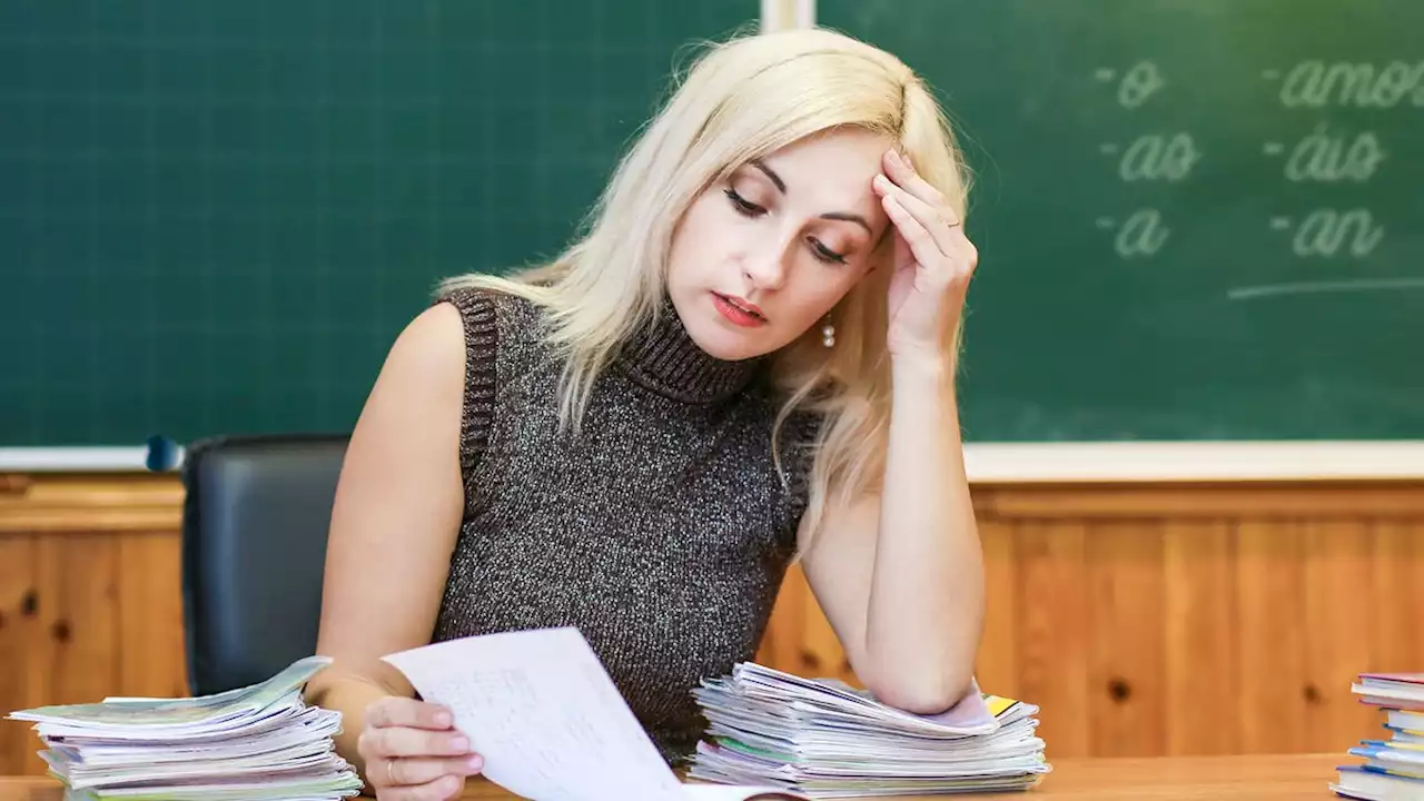 White Spanish Teacher Does Emergency Refresher Before Meeting Latino Parents