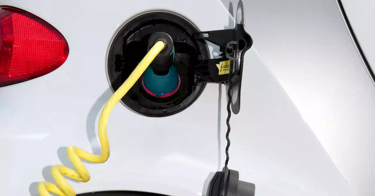 Can Super-Fast Battery Charging Fix the Electric Car?