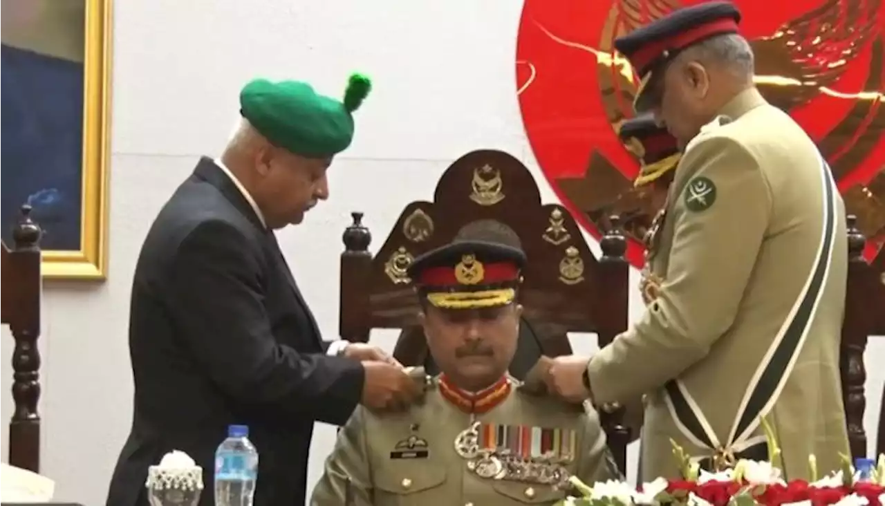 COAS installs Lt Gen Adnan as 21st Colonel Commandant of Punjab Regiment