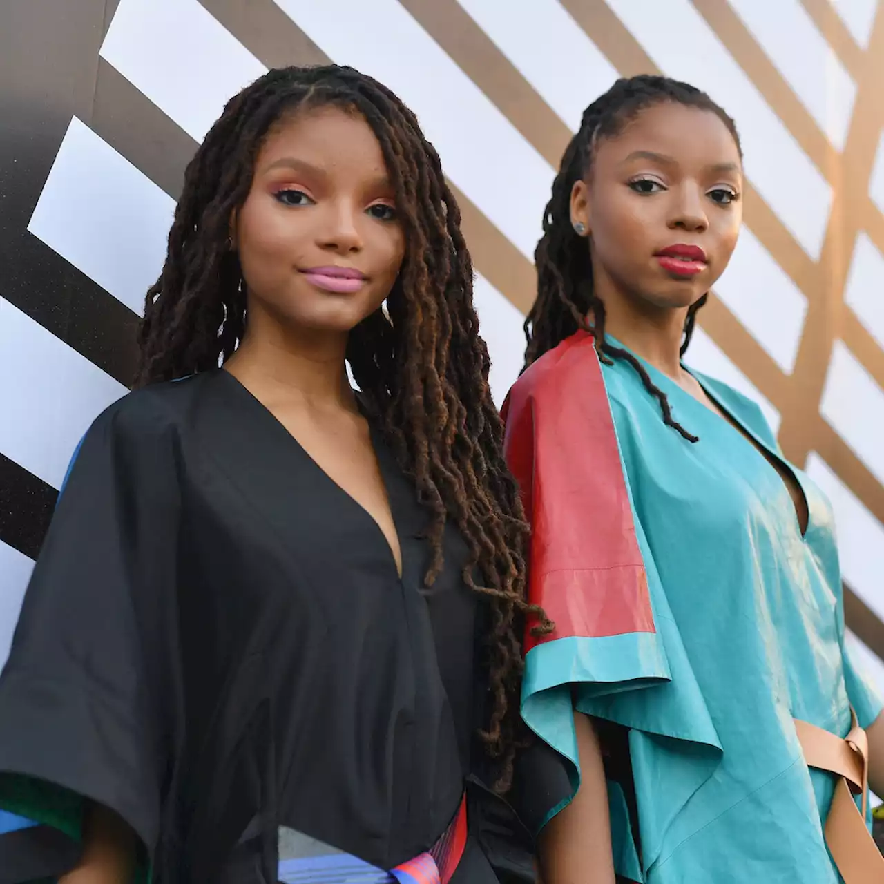 Chlöe and Halle Bailey Get Real About How They Empower Each Other When “Doubting” Themselves - E! Online