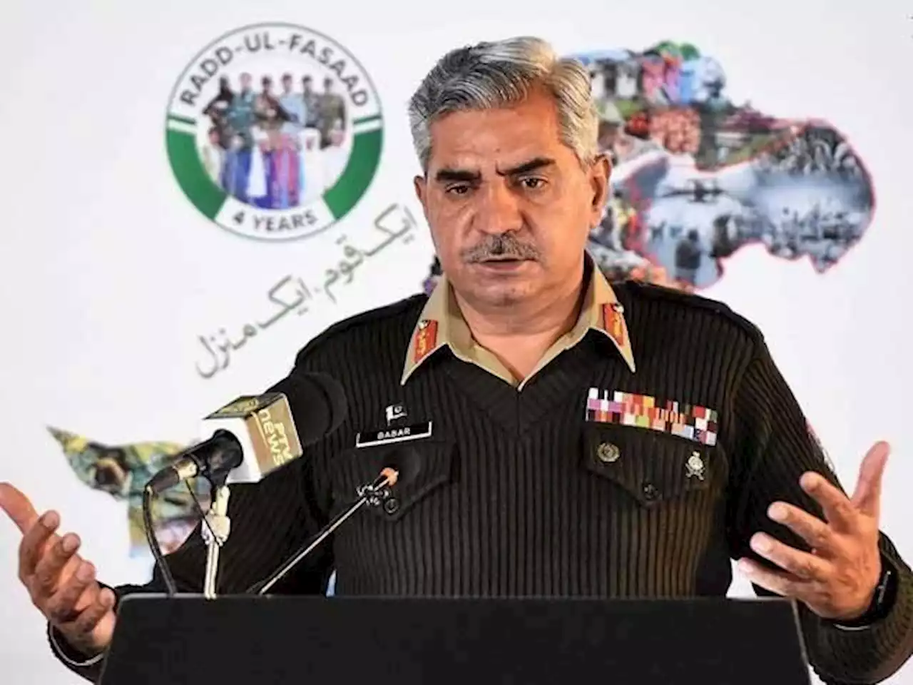 فوج کا سیاست سے کوئی لینا دینا نہیں ہے، آئی ایس پی آر - ایکسپریس اردو
