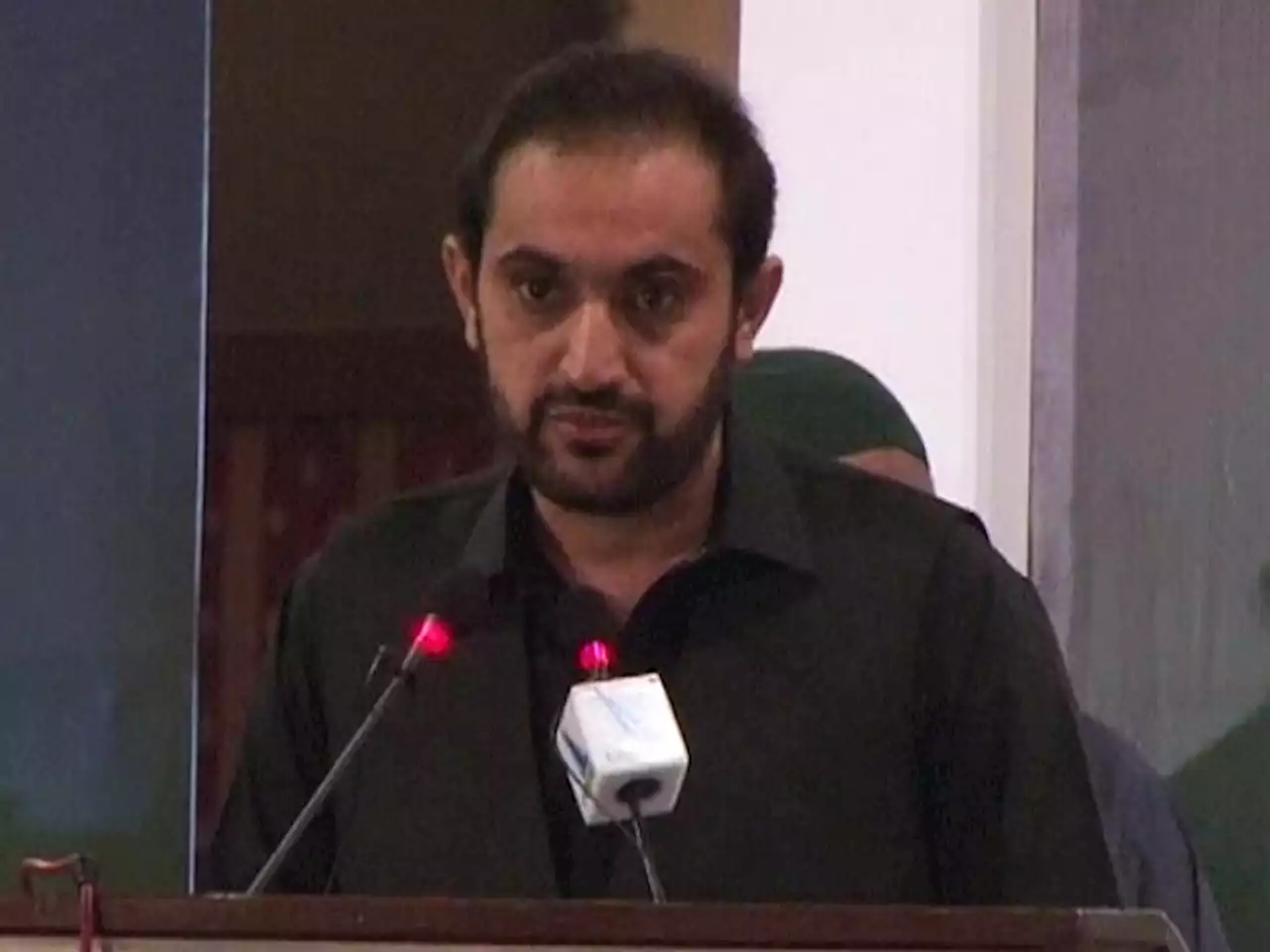 وزیراعلیٰ بلوچستان کے خلاف تحریک عدم اعتماد لانے کا اعلان - ایکسپریس اردو