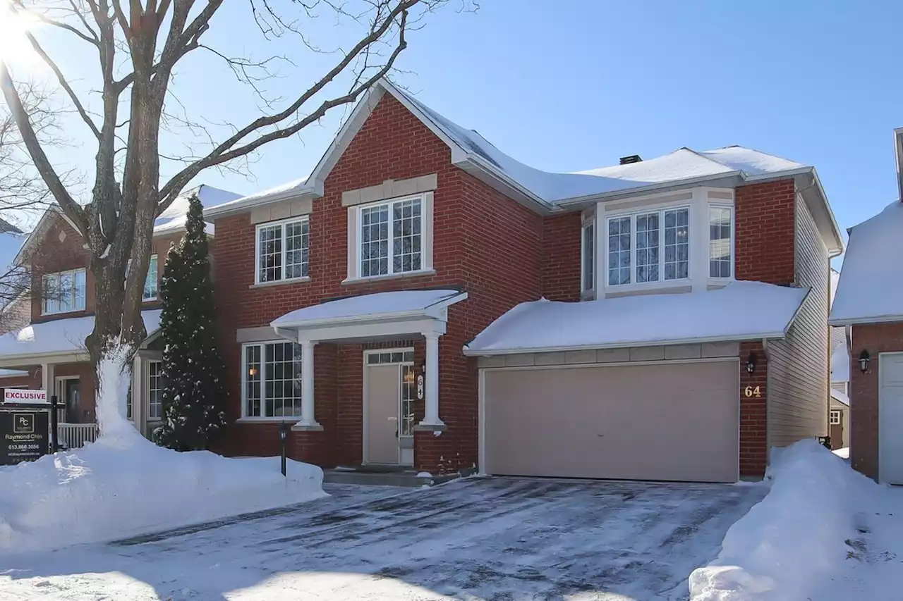 Home in Ottawa suburbs draws quick over-asking offers