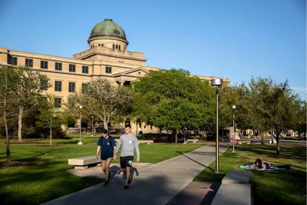 Texas A&M Chancellor John Sharp orders school leaders to sever research ties with Russian entities