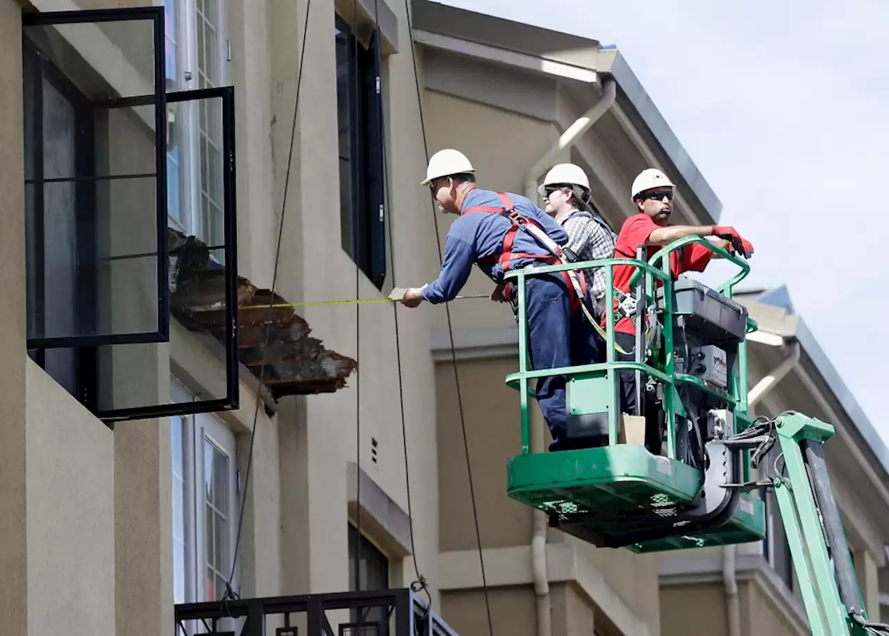 Condo shoppers beware: Balcony law could cost you thousands of dollars after you buy