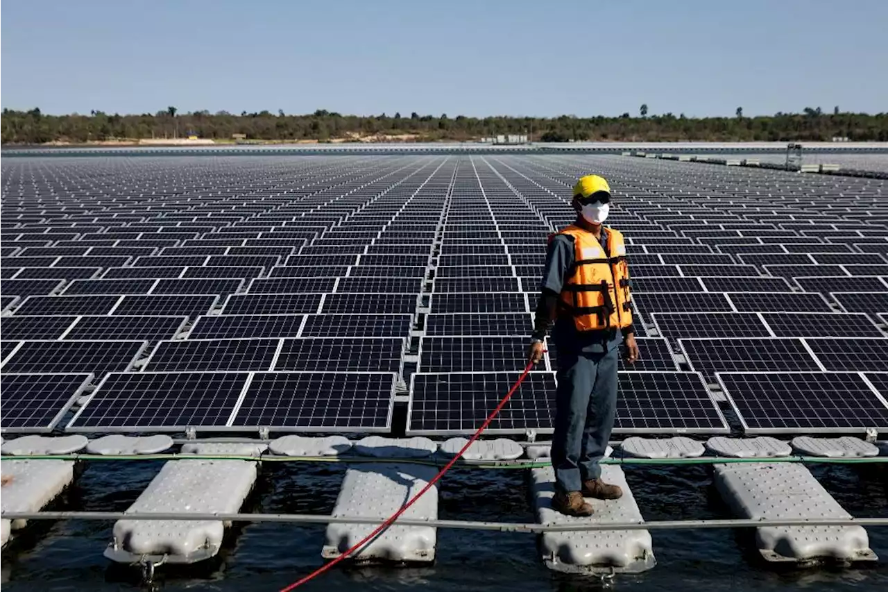 Thailand makes green push with floating hydro-solar power project