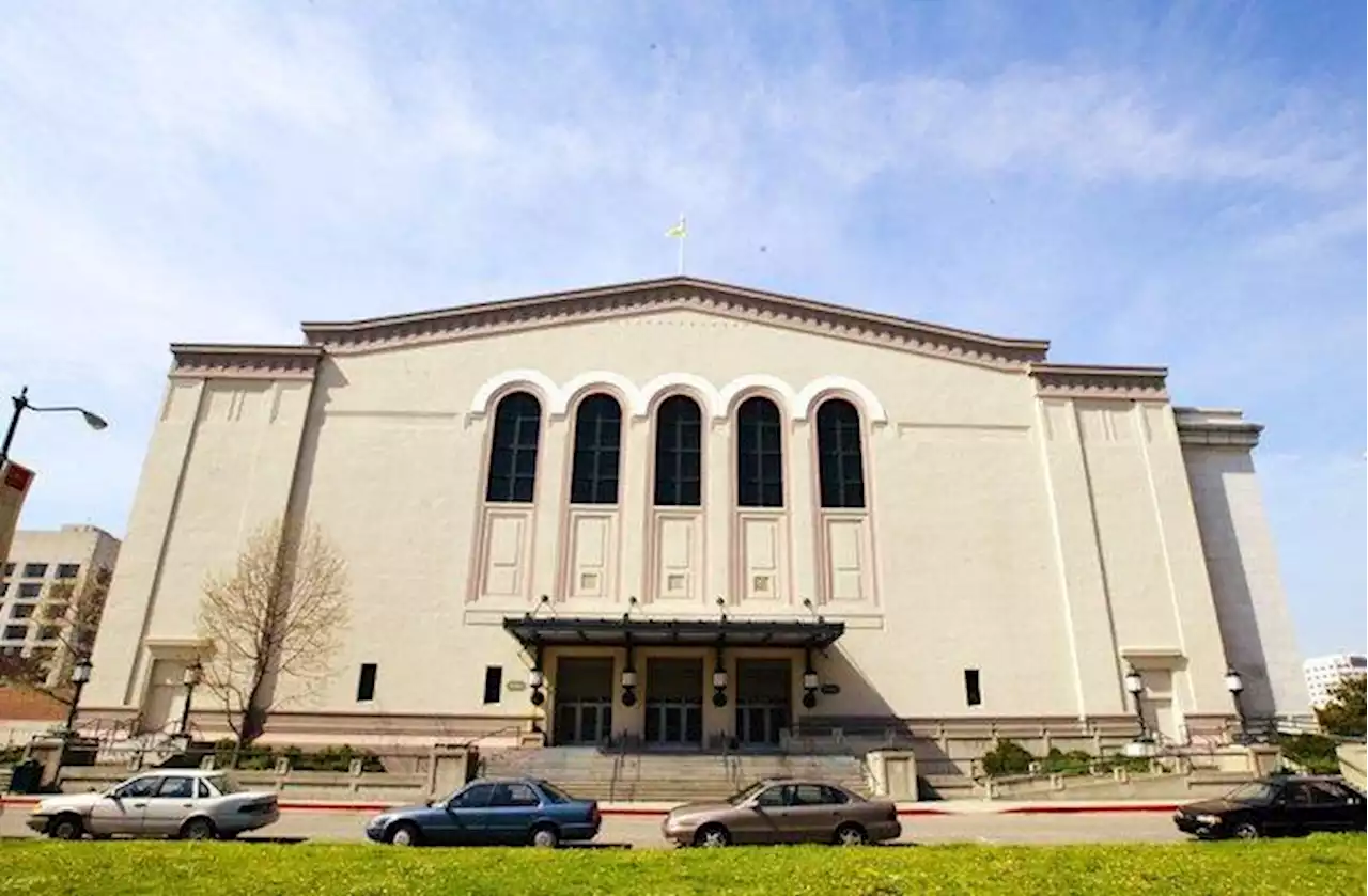 Body found in wall at Kaiser Convention Center in Oakland