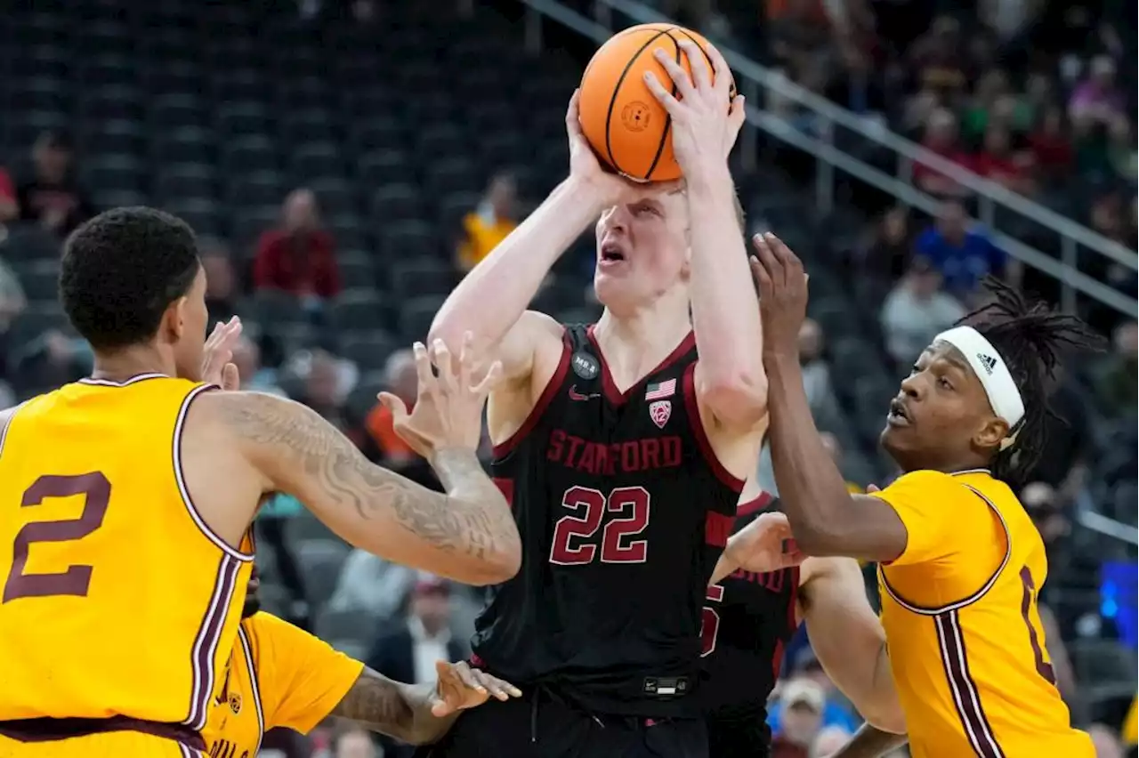 Keefe scores at buzzer, Stanford shocks Arizona State in Pac-12 tournament