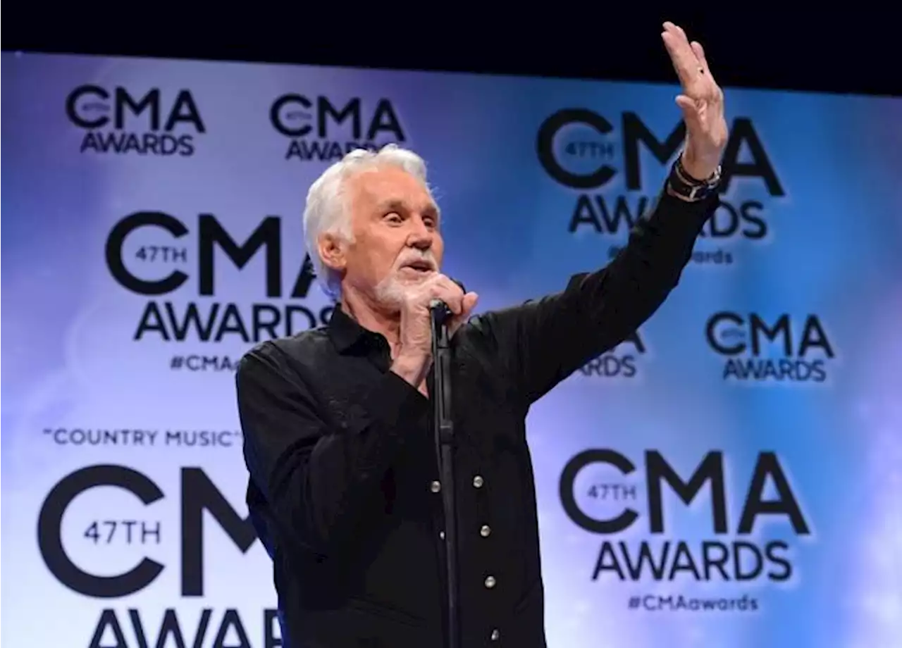 Kenny Rogers only did this once during his amazing career