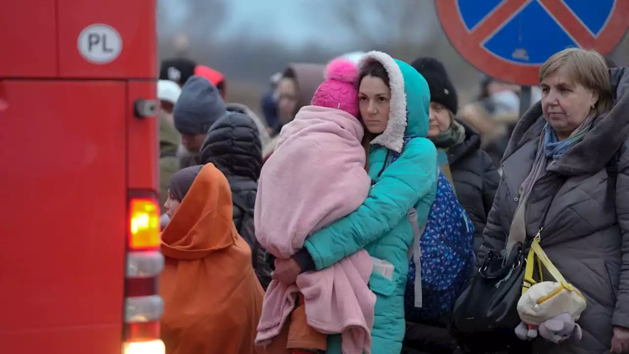 Exhausted Ukrainian Refugees With Nowhere To Go Next: Scenes From the Polish Border