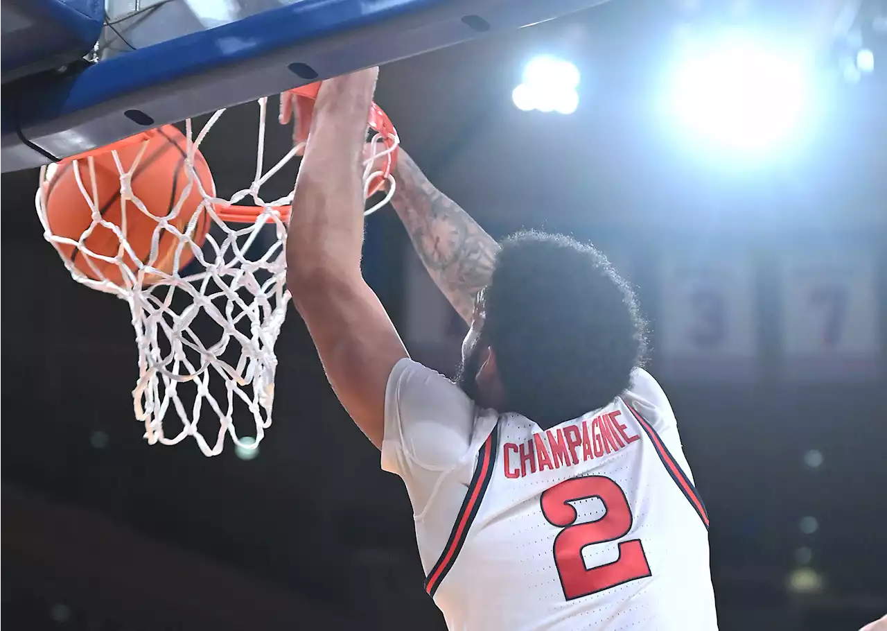 Julian Champagnie propels St. John’s to easy win in first round of Big East tourney