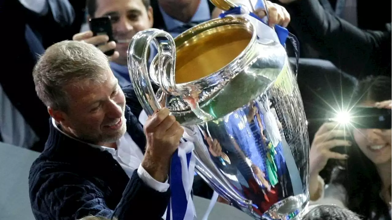 ‘He Will Not Get a Penny’: Putin Pal Roman Abramovich Has Soccer Club Frozen Before Sale