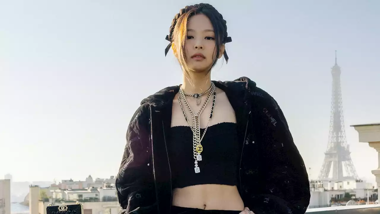 How Blackpink’s Jennie Stole the Show in Chanel's Front Row