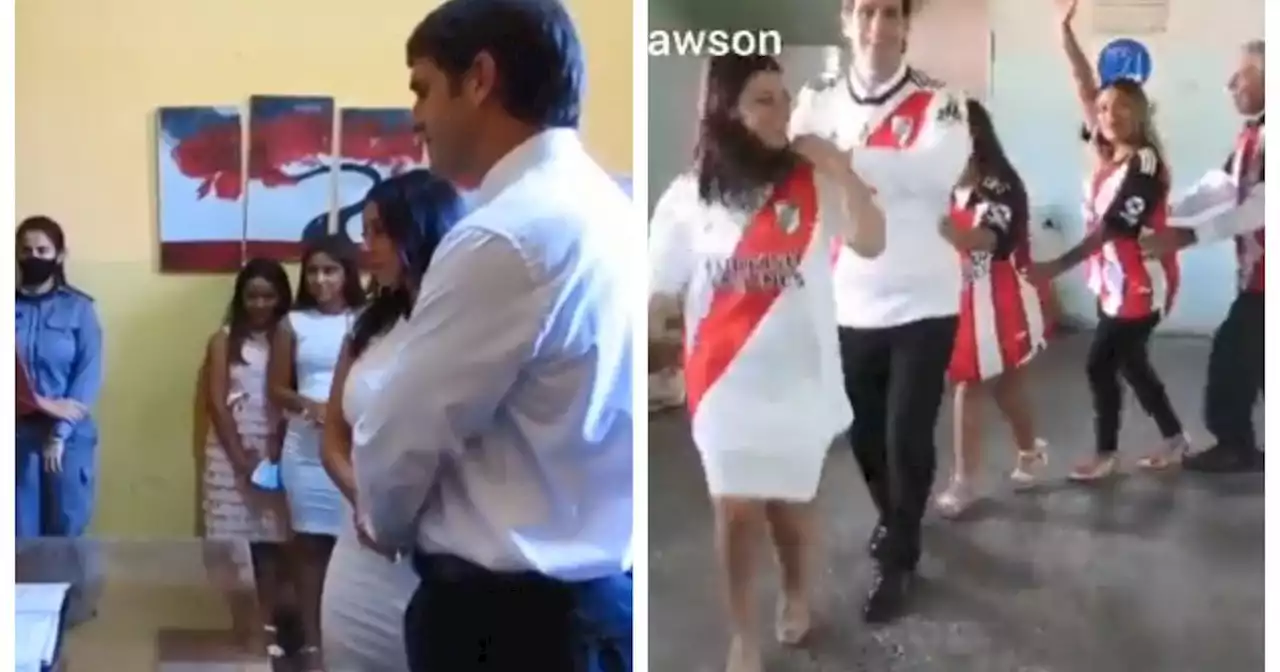 Alan Schenkler se casó en la cárcel con trencito y camiseta de River